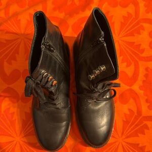 Napoleoni Black Women’s Boots
Sz 39
9 US